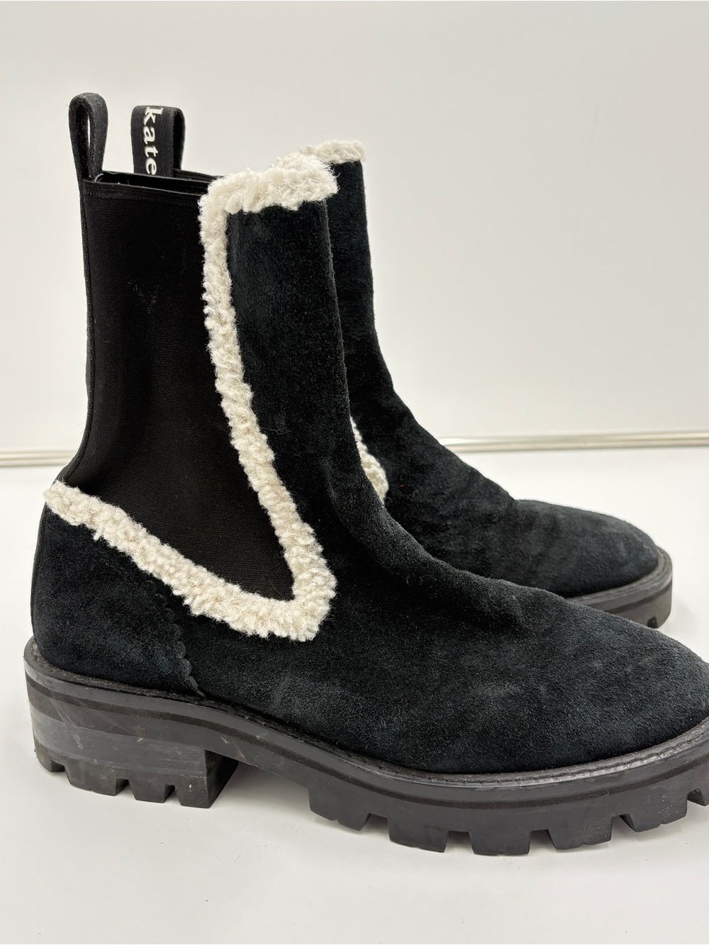 Kate Spade Piper Chelsea Boots Black Suede Pull On Shearling Women’s Size 10